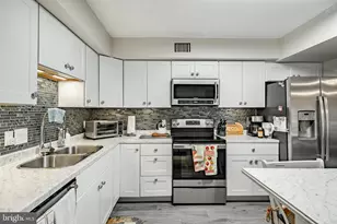 11004 Valley Forge Cir, King of Prussia, PA 19406 - Photo 13