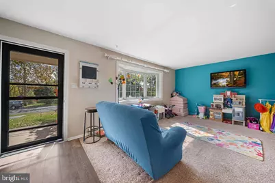 1825 Flintlock Circle, Lansdale, PA 19446 - Photo 3