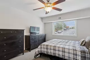 1106 Meadowview Ln, Mont Clare, PA 19453 - Photo 17