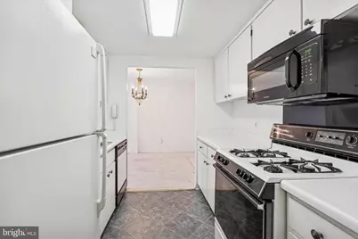 100 West Avenue #329-S, Jenkintown, PA 19046 - Photo 3