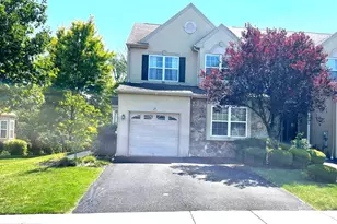 19 Arbor Cir, Colmar, PA 18915 - Photo 1