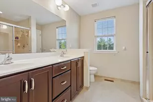 2045 Pleasant Valley Dr, Lansdale, PA 19446 - Photo 17