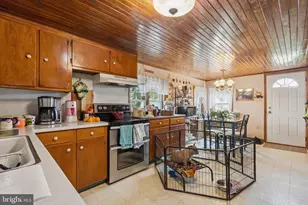 1466 Schwenksville Rd, Schwenksville, PA 19473 - Photo 5