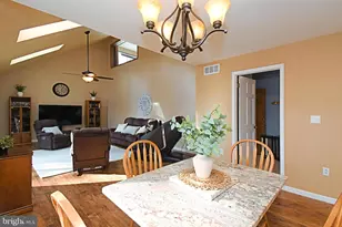 906 N Trooper Rd, Eagleville, PA 19403 - Photo 11