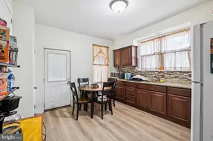 28 W Freedley St, Norristown, PA 19401 - Photo 9