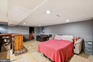 28 W Freedley St, Norristown, PA 19401 - Photo 25