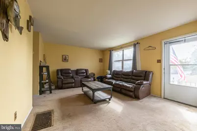 703 Holly Drive, Pottstown, PA 19464 - Photo 5