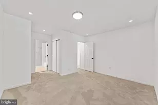 41 Zummo Way, Norristown, PA 19401 - Photo 13