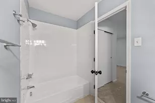 41 Zummo Way, Norristown, PA 19401 - Photo 17