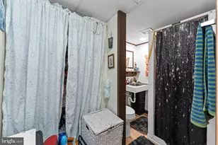 401 W Logan St, Norristown, PA 19401 - Photo 25