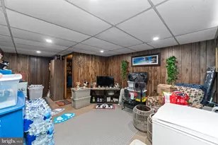 401 W Logan St, Norristown, PA 19401 - Photo 27