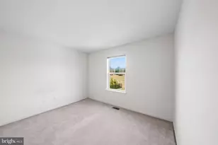 172 Oak Creek Dr, Royersford, PA 19468 - Photo 29