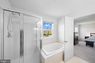 172 Oak Creek Dr, Royersford, PA 19468 - Photo 23