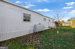 105 Washington Dr, Norristown, PA 19403 - Photo 29