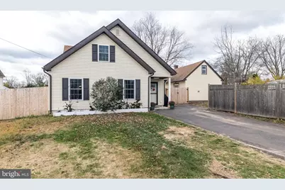 220 Pennbrook Avenue, Lansdale, PA 19446 - Photo 1