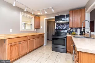 220 Pennbrook Ave, Lansdale, PA 19446 - Photo 9