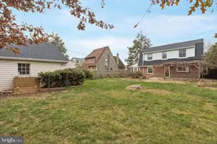 1642 Locust St, Norristown, PA 19401 - Photo 23