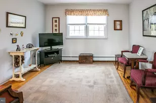 643 Barbara Dr, East Norriton, PA 19403 - Photo 7