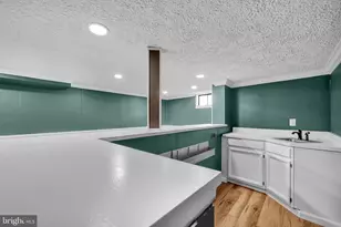 323 Edgewood Ave, Lansdale, PA 19446 - Photo 43