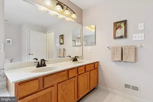 310 Rolling Hill Dr, Plymouth Meeting, PA 19462 - Photo 25