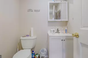 1003 DeKalb St, Norristown, PA 19401 - Photo 9