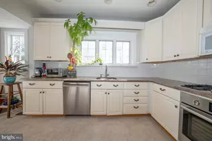 345 Valley Rd, Merion Station, PA 19066 - Photo 9