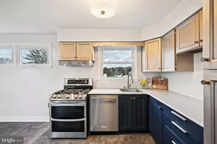 1211 Woodside Rd, Conshohocken, PA 19428 - Photo 13