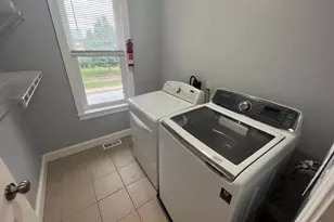 898 Queen St, Pottstown, PA 19464 - Photo 15