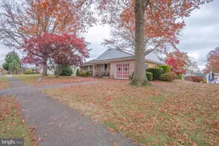 1026 Elmwood Dr, Pottstown, PA 19464 - Photo 31