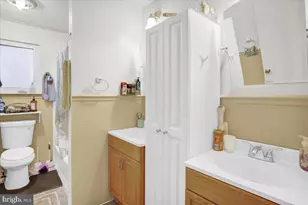 1060 Oakdale Dr, Pottstown, PA 19464 - Photo 13