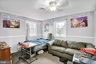 1060 Oakdale Dr, Pottstown, PA 19464 - Photo 7