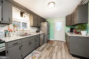 302 W 8th St, Lansdale, PA 19446 - Photo 13