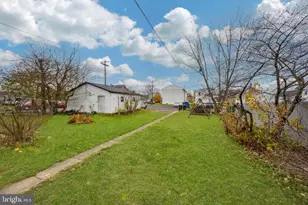 302 W 8th St, Lansdale, PA 19446 - Photo 5