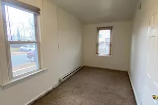 64 S Evans St, Pottstown, PA 19464 - Photo 3