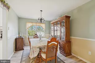 212 Hampton Cir, Gilbertsville, PA 19525 - Photo 9