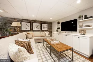 105 Magnolia St, Dresher, PA 19025 - Photo 27