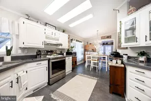 107 Carver Ln, Royersford, PA 19468 - Photo 7