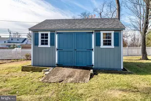 245 Cherry Ln, Lansdale, PA 19446 - Photo 39