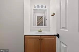 932 Hedgerow Ct, Blue Bell, PA 19422 - Photo 23