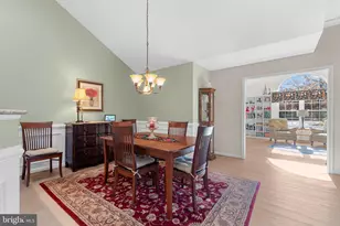 124 Hollybush Cir, Souderton, PA 18964 - Photo 9