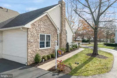 124 Hollybush Circle, Souderton, PA 18964 - Photo 3