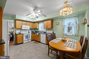 829 Alexander Dr, Hatfield, PA 19440 - Photo 7