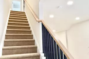 151 N York St, Pottstown, PA 19464 - Photo 9