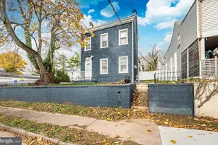 703 Walnut St, Pottstown, PA 19464 - Photo 3