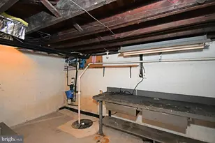 621 N Forest, Norristown, PA 19403 - Photo 33