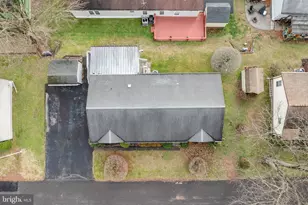 907 Lakeview Dr, Green Lane, PA 18054 - Photo 35