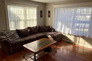 656 Honeysuckle Way, Pennsburg, PA 18073 - Photo 5