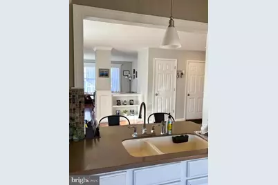 656 Honeysuckle Way, Pennsburg, PA 18073 - Photo 3