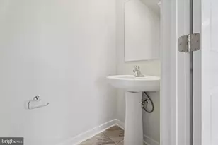 19 E Front St, Bridgeport, PA 19405 - Photo 23