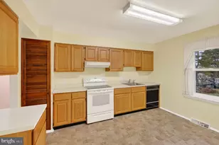 28 Cochise Ln, Royersford, PA 19468 - Photo 7